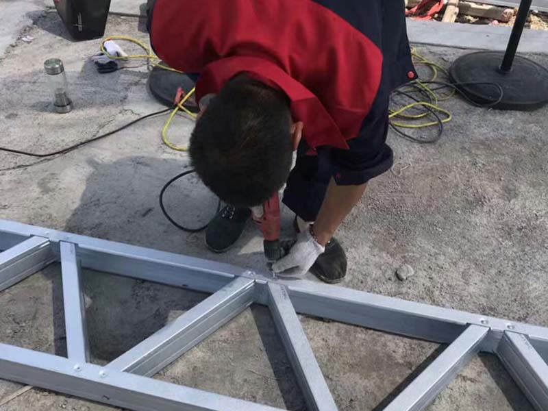 1拼装龙骨